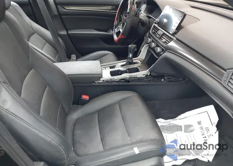 2019 Honda Accord Sport z USA, uszkodzony, nr VIN 1HGCV1F32KA004426